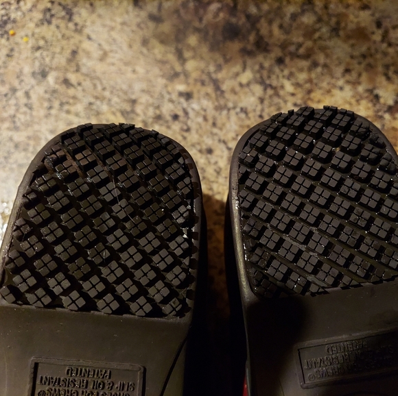 Ruby Red Patent Leather Clogs - Picture 5 of 7